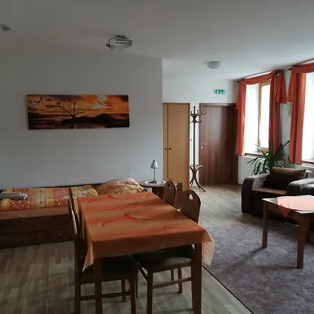 Pod Zámkem Gasthof