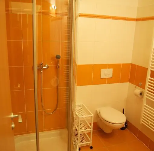 Pod Zámkem Zruc nad Sazavou