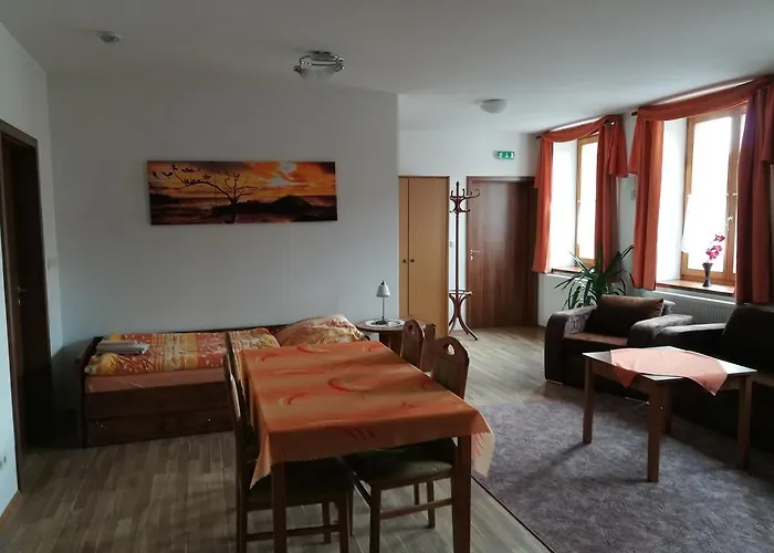 Pod Zámkem Casa de hóspedes